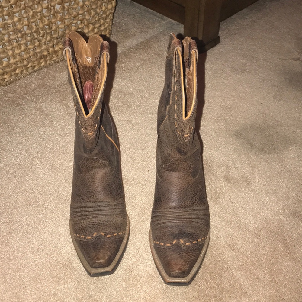 Ariat Cowboy Boots